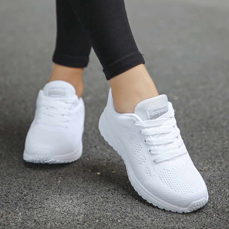 Sport Running Shoes Women Air Mesh Breathable Walking Women Sneakers Comfortable White Fashion Casual Sneakers Chaussure Femme