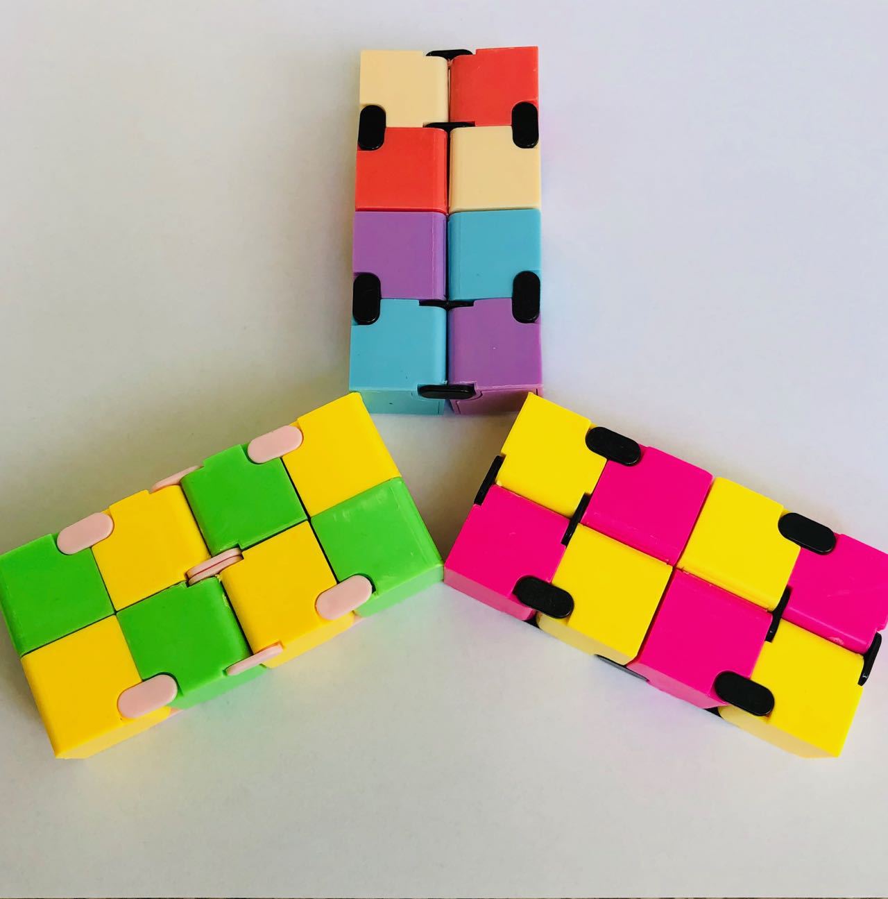 4cm Puzzle Cube fidget toys Durable Exquisite Decom pression Toy Infinity Magic Cube For Adults Kids Antistress Anxiety Toy Gift