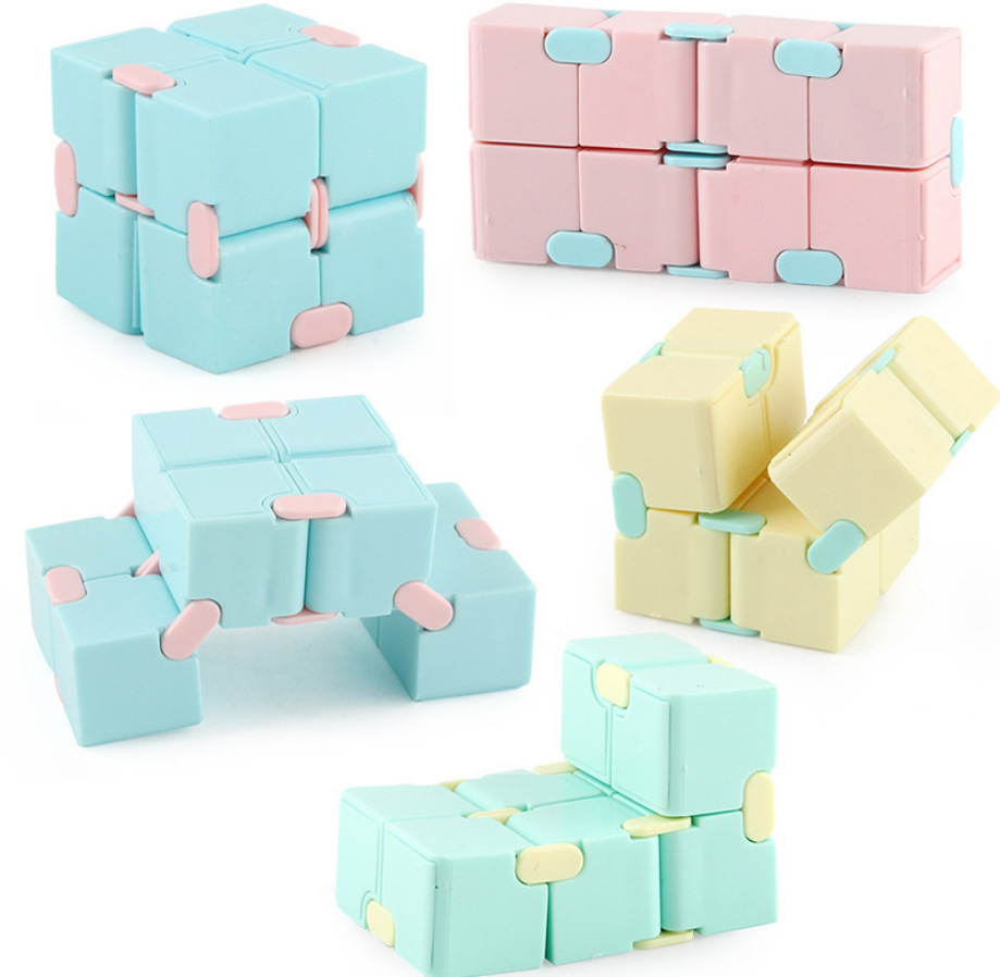 4cm Puzzle Cube fidget toys Durable Exquisite Decom pression Toy Infinity Magic Cube For Adults Kids Antistress Anxiety Toy Gift