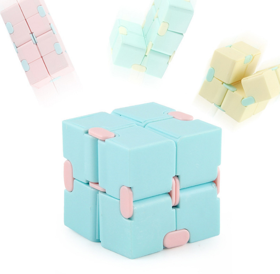 4cm Puzzle Cube fidget toys Durable Exquisite Decom pression Toy Infinity Magic Cube For Adults Kids Antistress Anxiety Toy Gift